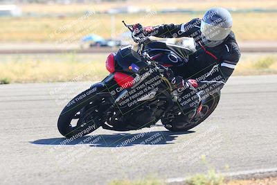 media/Oct-15-2023-TrackXperience (Sun) [[85198ff50b]]/Group 2/session 4 turn 3/